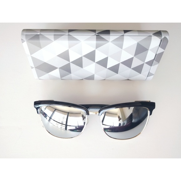 Mirrored Sunglasses - Picture 2 of 4